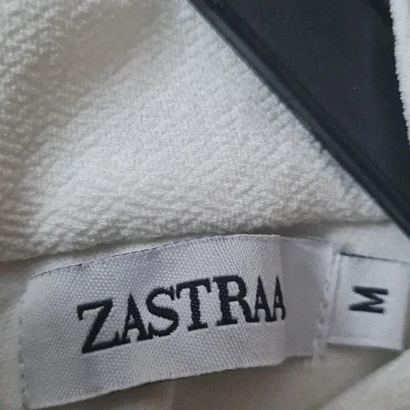 Top - Picture 5 of 7